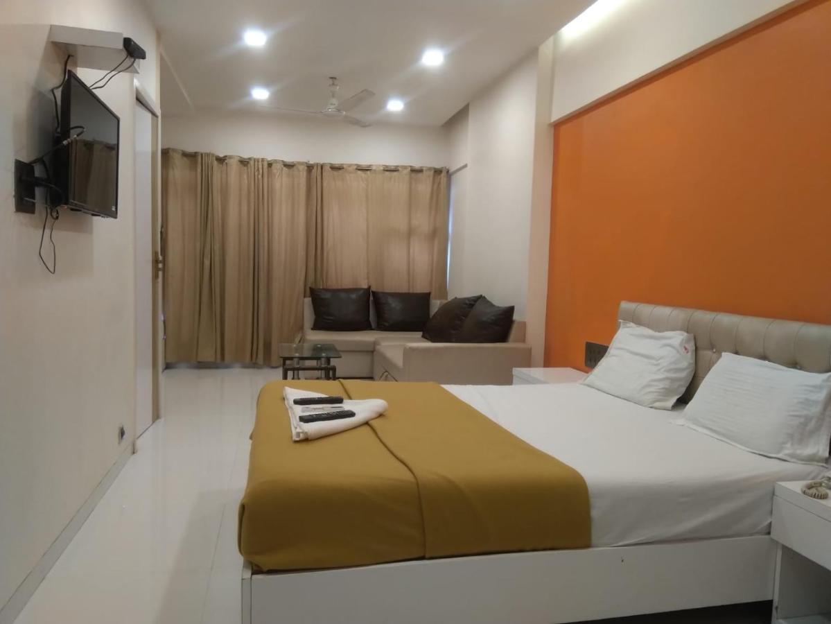 Sky Mahal Hotell Mumbai Exteriör bild